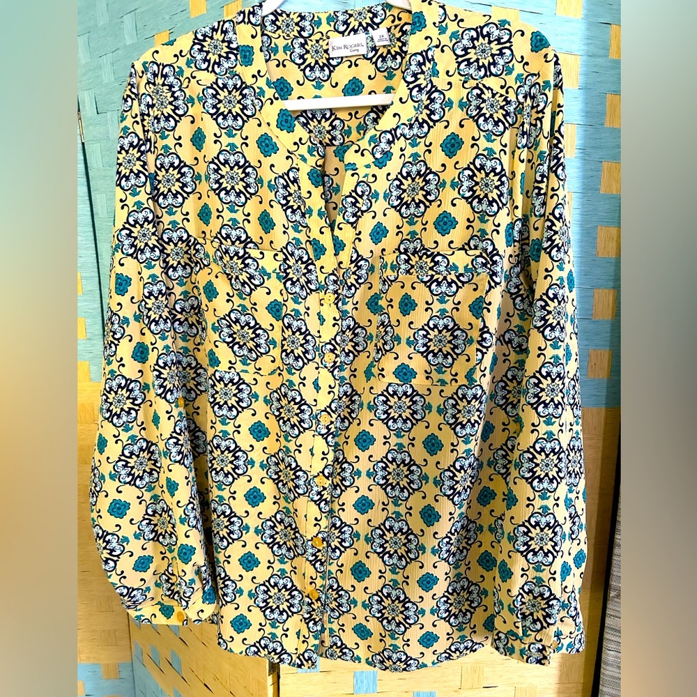 Summer Blouse in Geometric Print